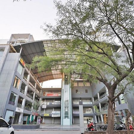 Hotel The Grand Pritam Gandhinagar Zewnętrze zdjęcie