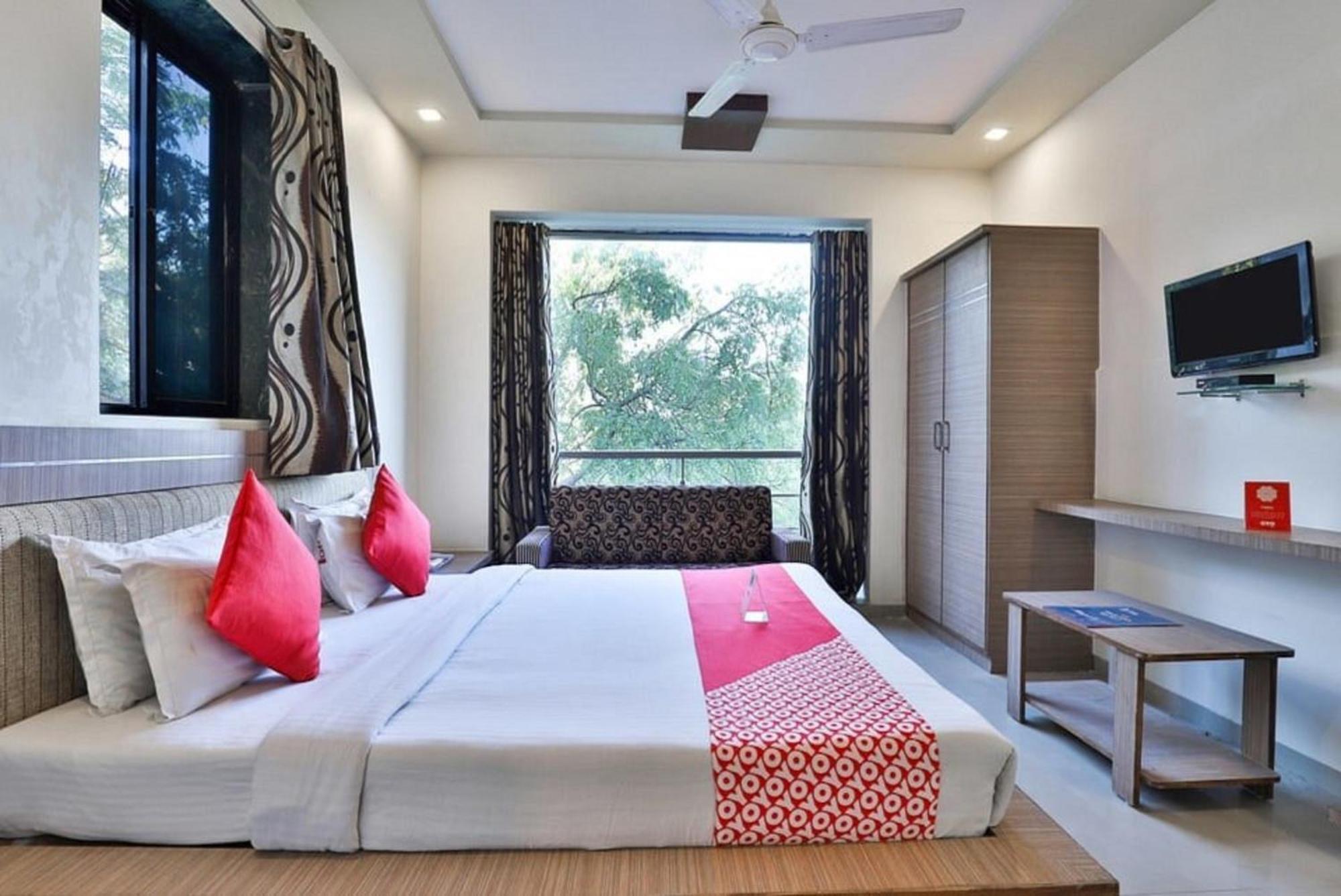 Hotel The Grand Pritam Gandhinagar Zewnętrze zdjęcie