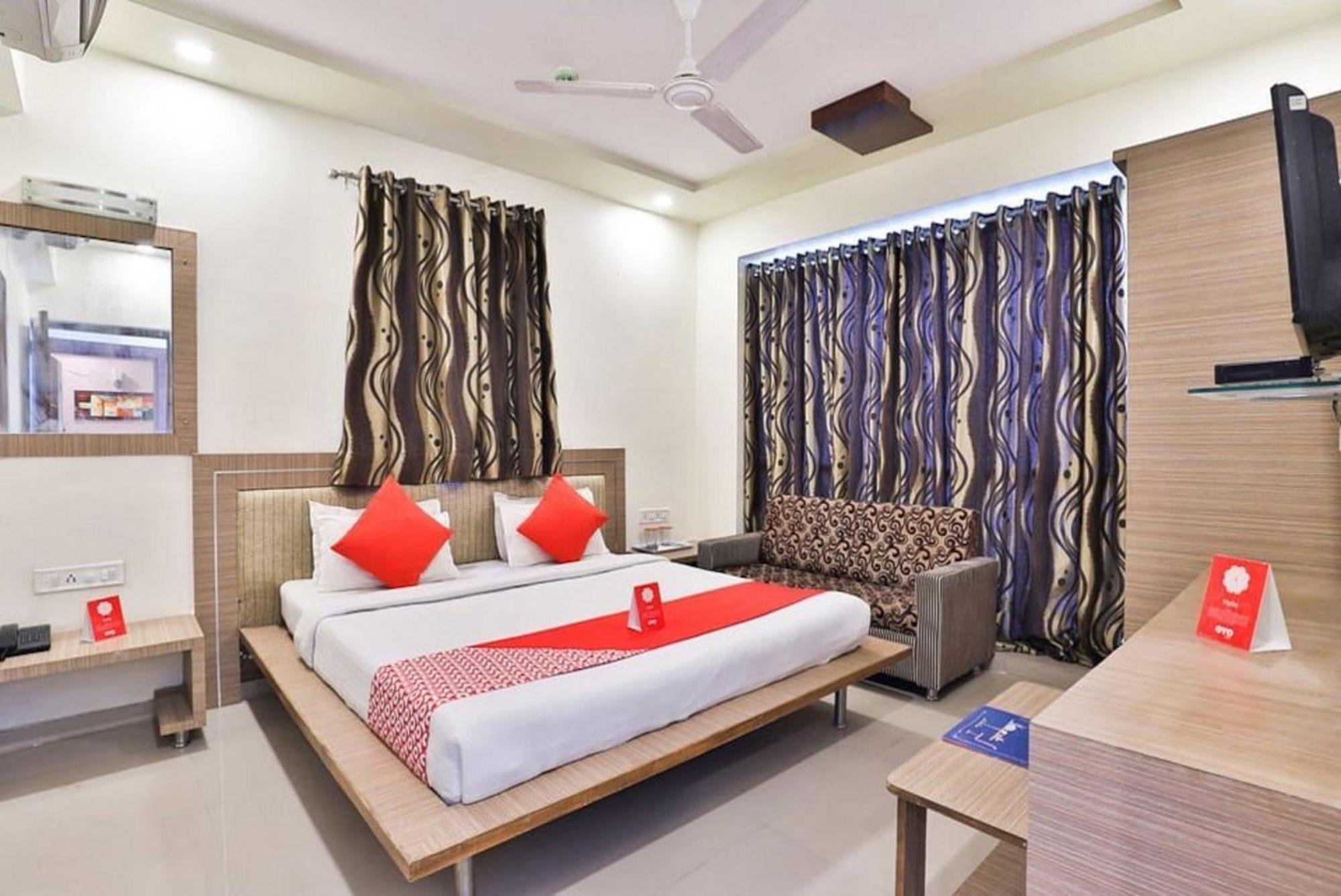 Hotel The Grand Pritam Gandhinagar Zewnętrze zdjęcie
