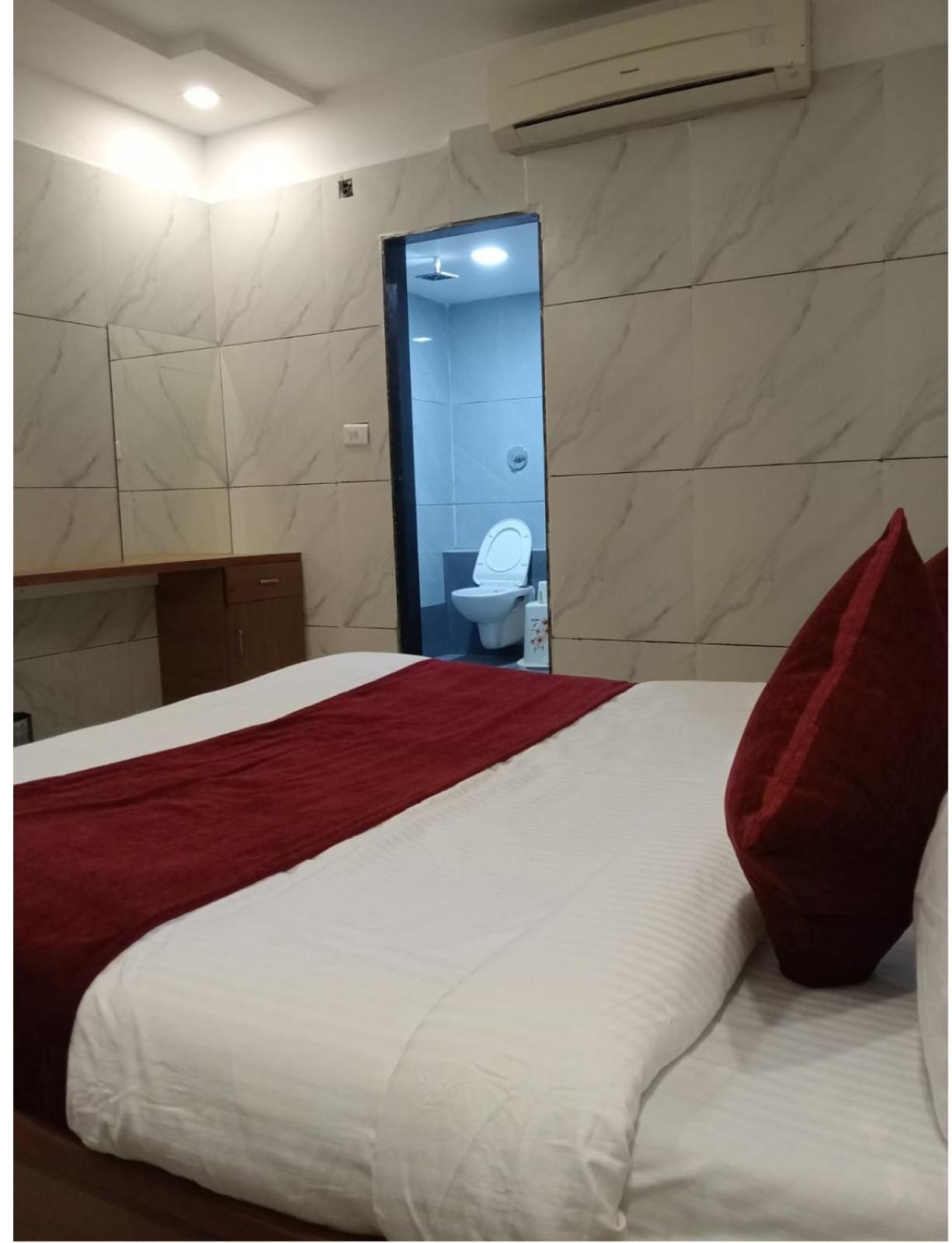 Hotel The Grand Pritam Gandhinagar Zewnętrze zdjęcie